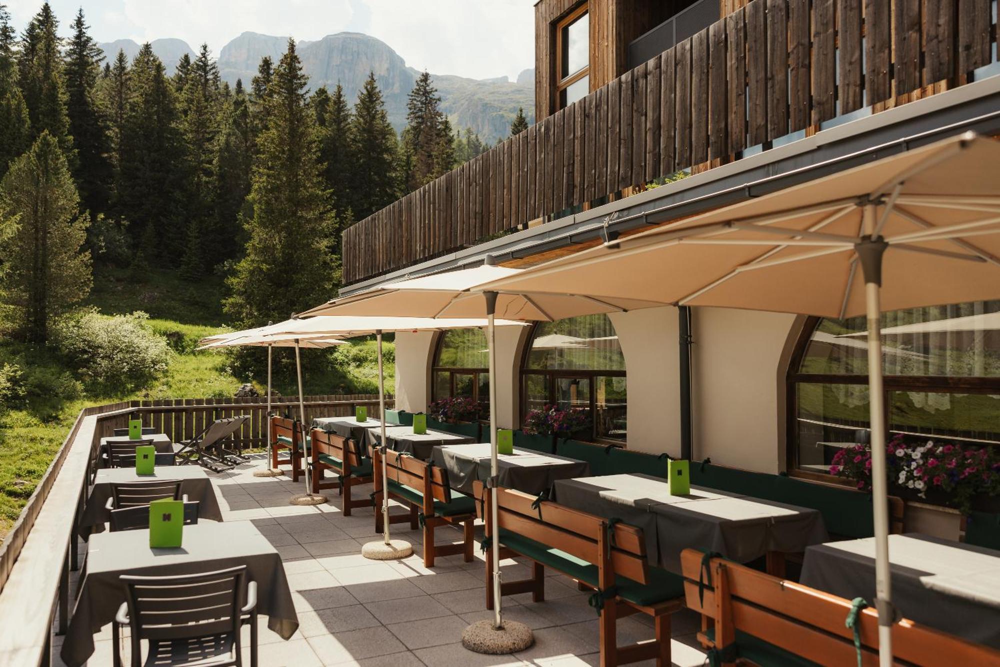 Hotel Boe Sport And Nature Arabba Ngoại thất bức ảnh